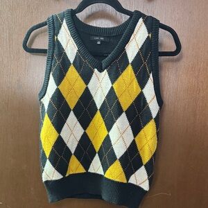 Love Tree Argyle Sweater Vest in Yellow and Black